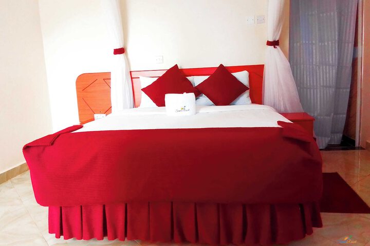 Room 3 of 63
