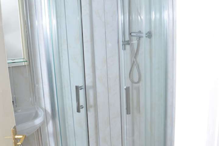 Room 34 of 67