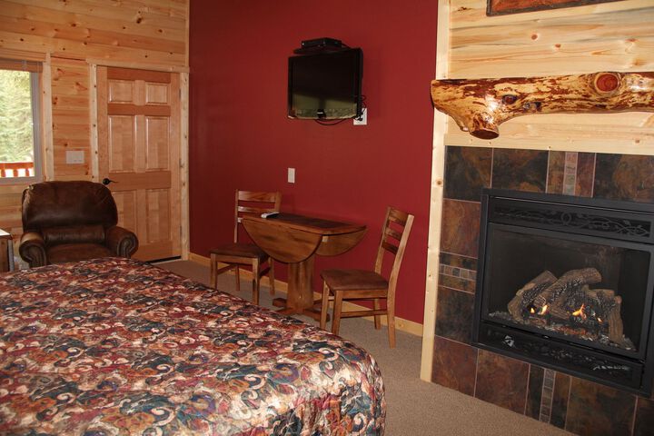 Room 12 of 19