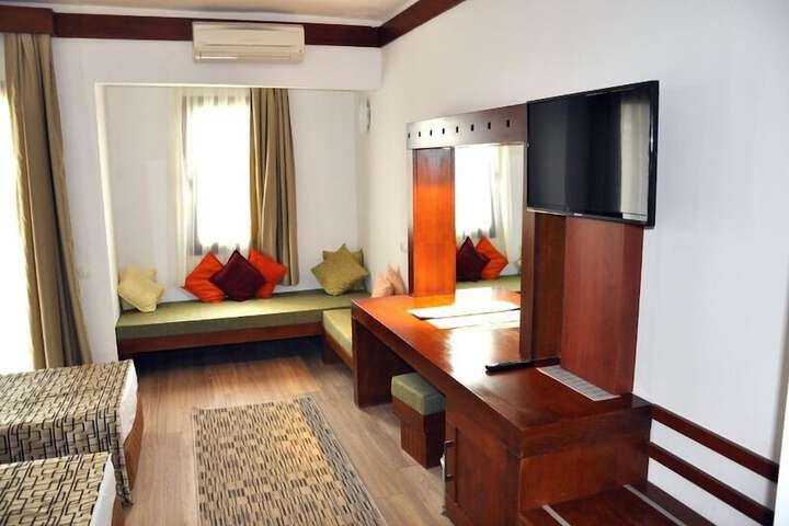 Room 17 of 49