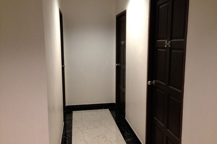 Ballroom/Hall 30 of 35