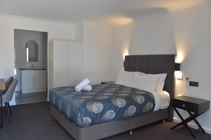 Room 15 of 43
