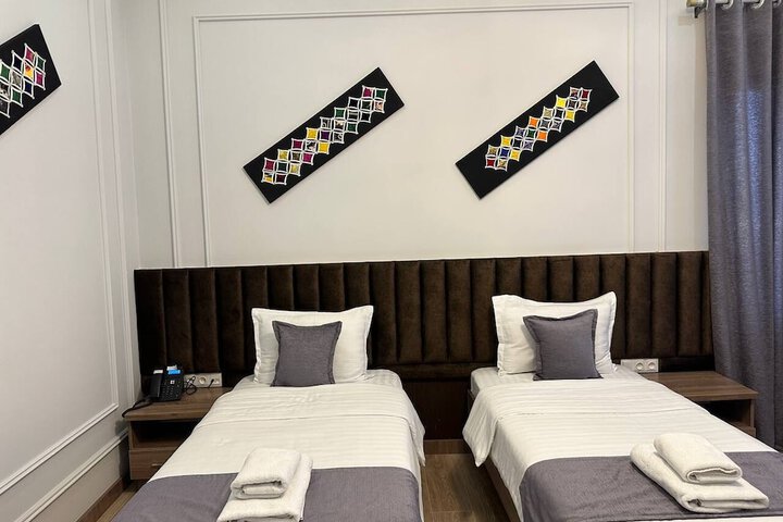 Room 4 of 69