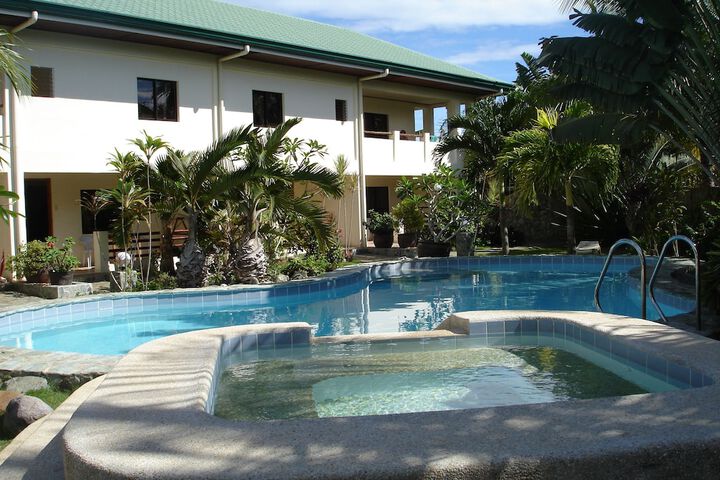 Pool 30 of 52