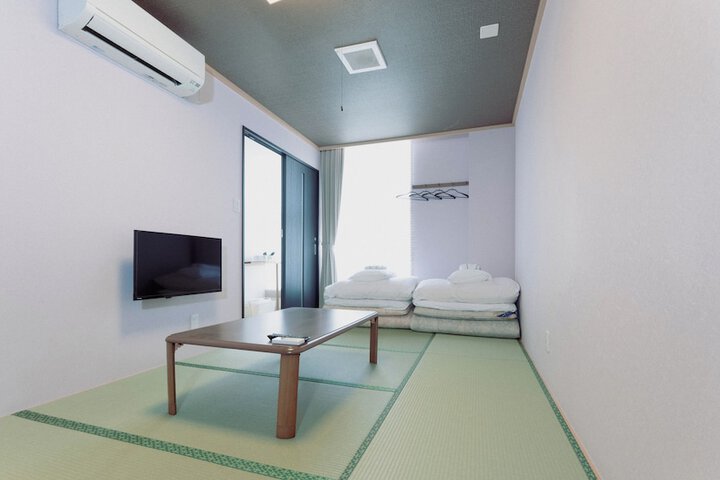 Room 7 of 31
