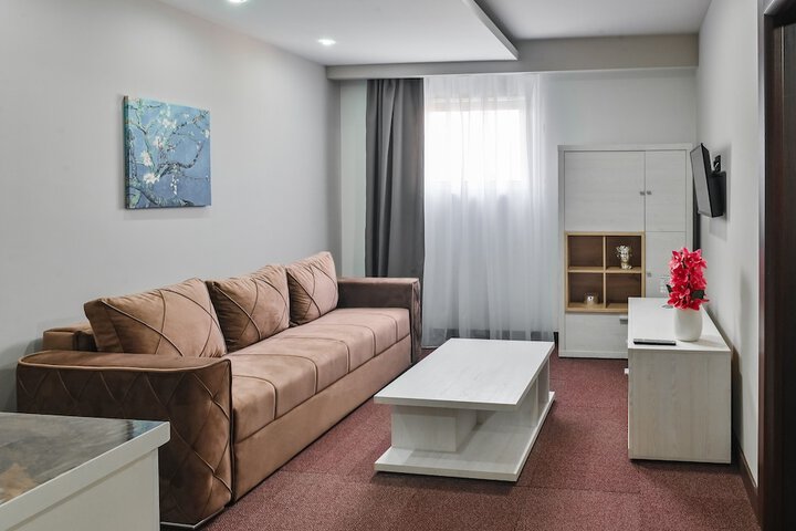 Room 25 of 55
