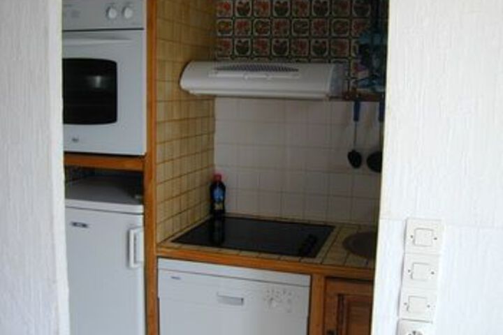 Room 14 of 19
