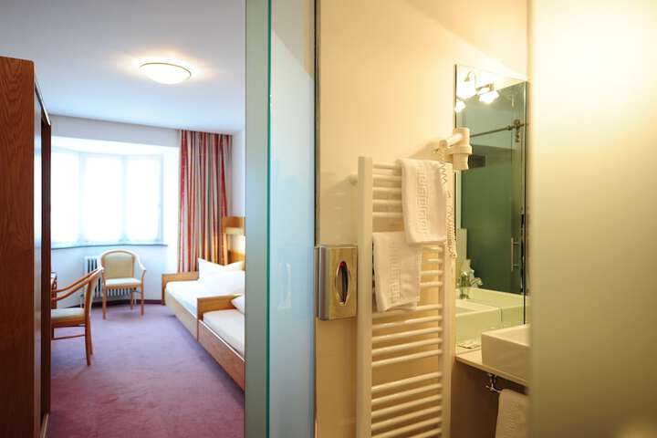 Room 30 of 88