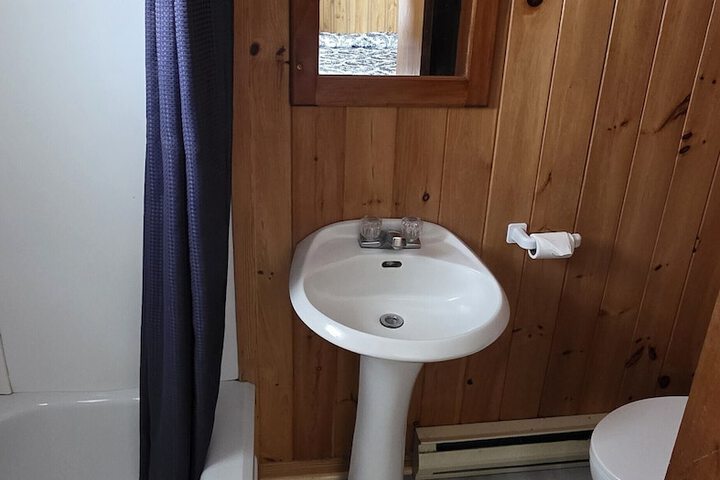 Room 16 of 32