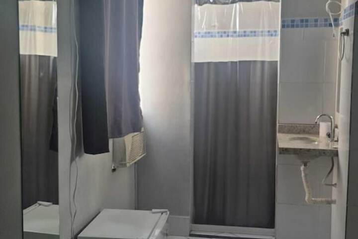 Room 13 of 29