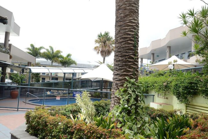 Hotel Exterior 58 of 68