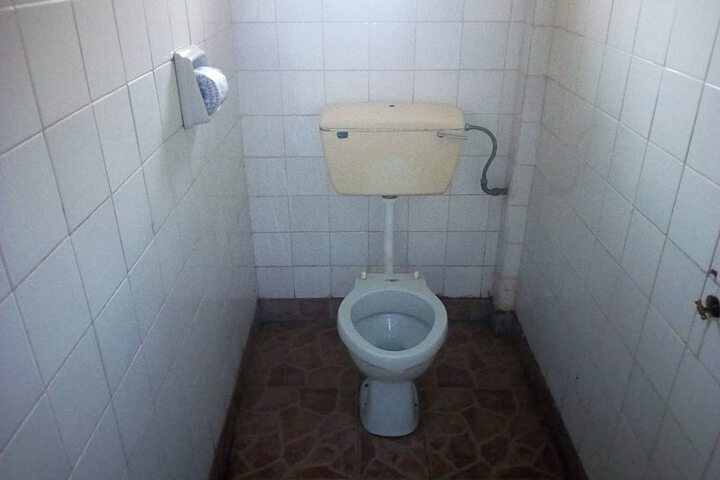 Room 16 of 29
