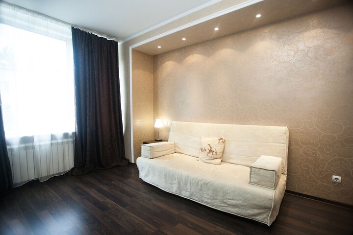 Room 95 of 176