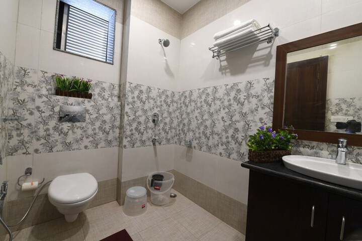 Room 27 of 45