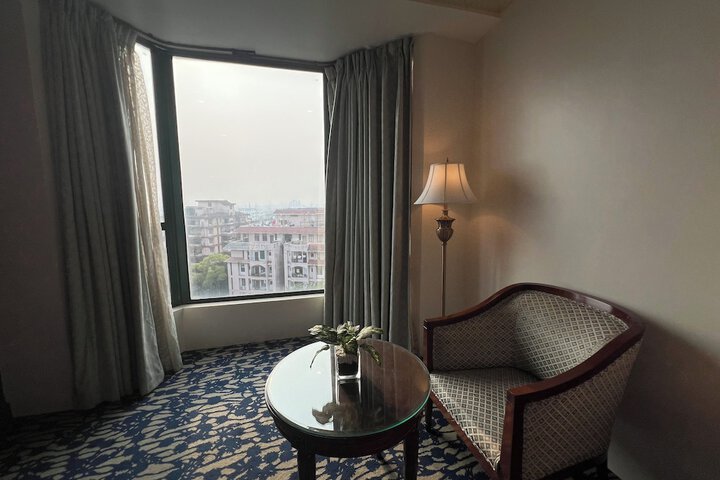 Room 44 of 164