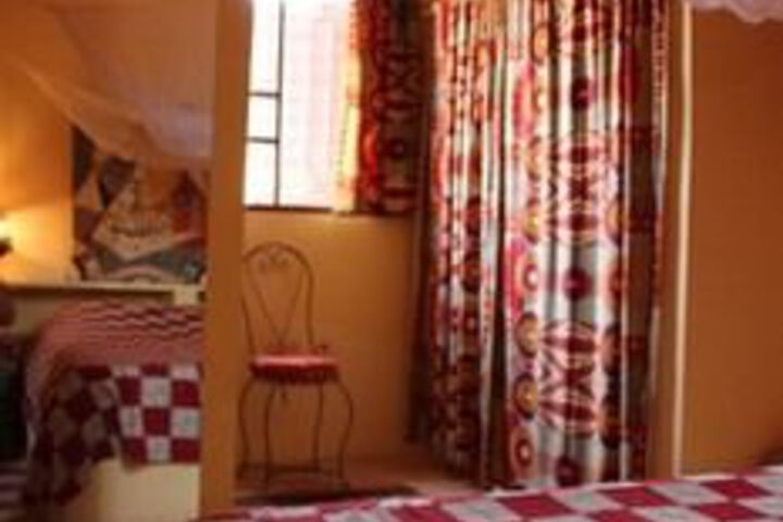 Room 10 of 42