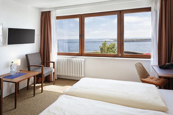 Room 14 of 35