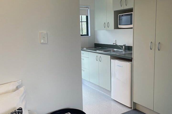 Room 10 of 36