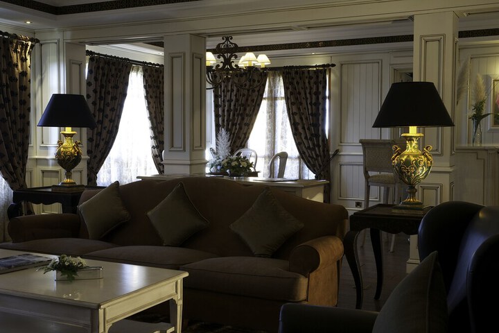 Room 21 of 84