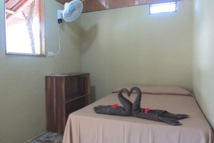 Room 4 of 37
