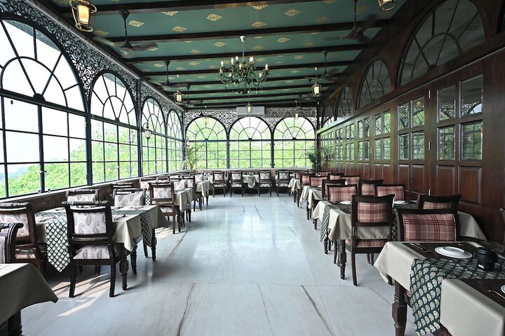 Dining 99 of 161