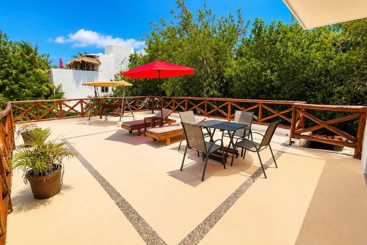 Terrace/Patio 70 of 145