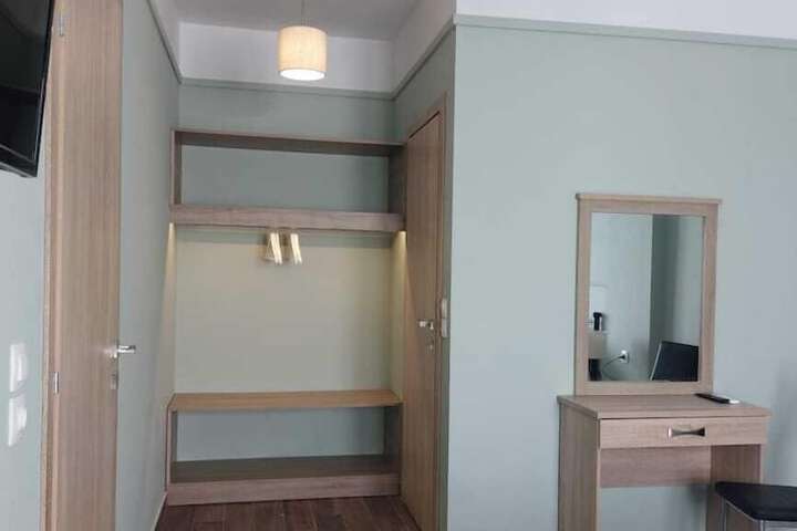 Room 2 of 56