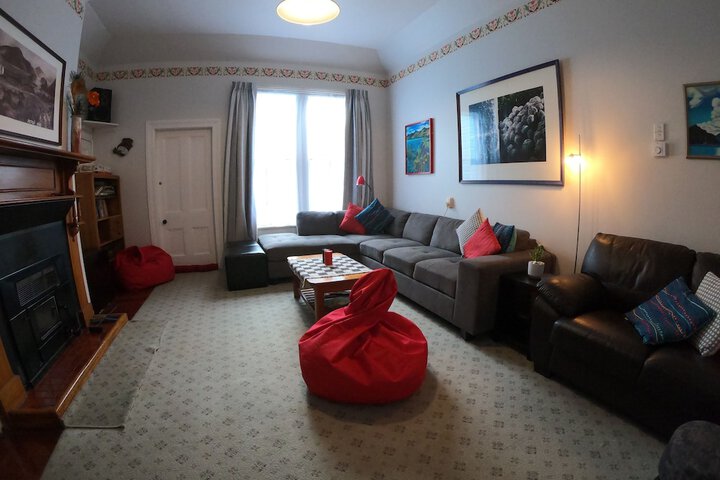 Room 24 of 40