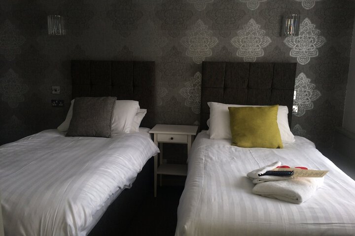 Room 5 of 46