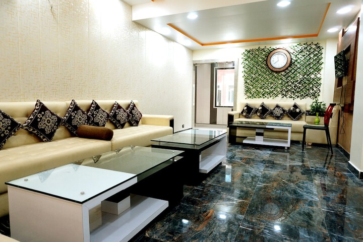 Hotel Interior 4 of 26