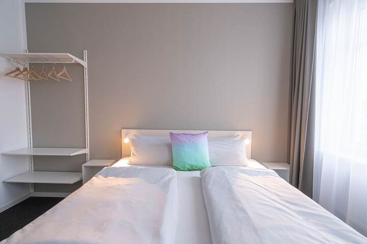 Room 21 of 66