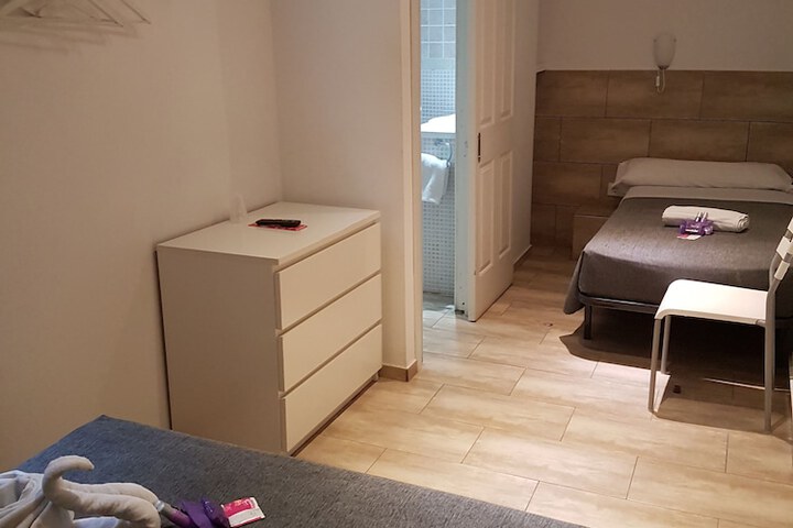 Room 6 of 57