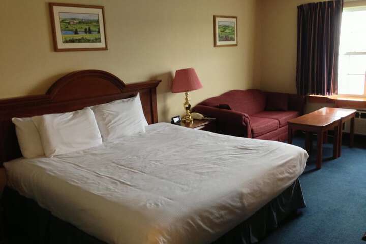 Room 6 of 58