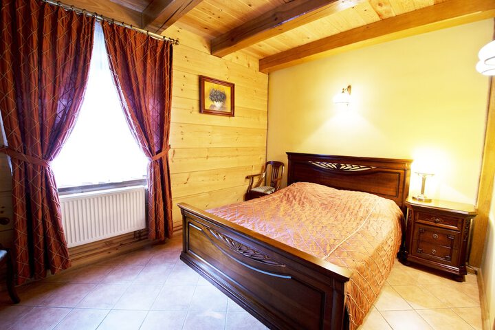 Room 20 of 205