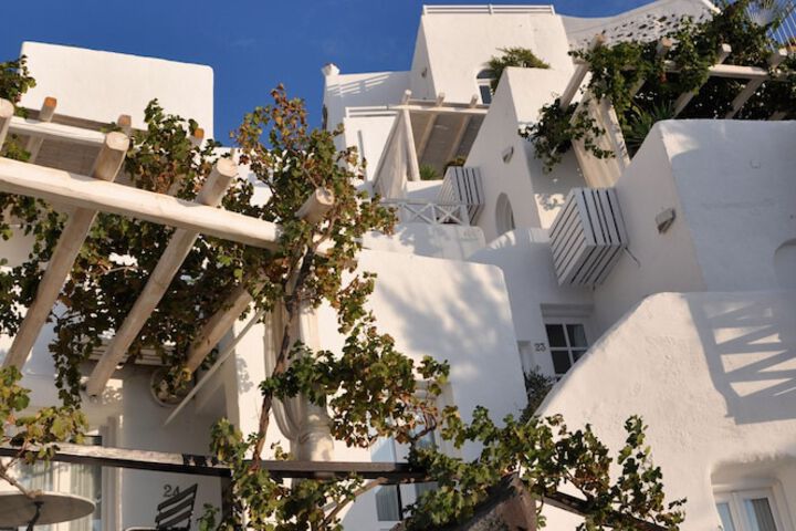 Hotel 153 of 158