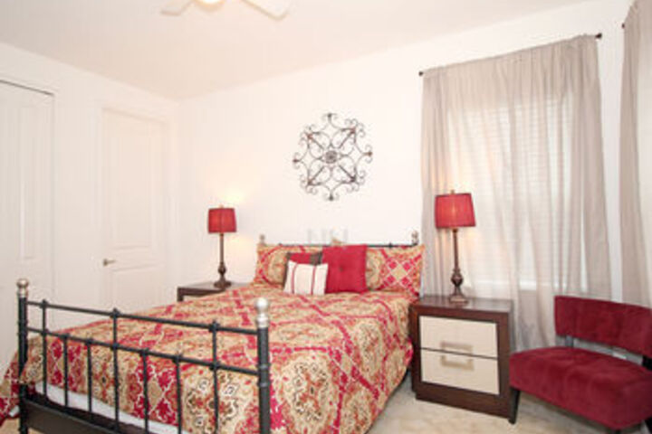 Room 42 of 112
