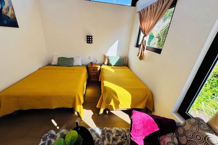 Room 18 of 209
