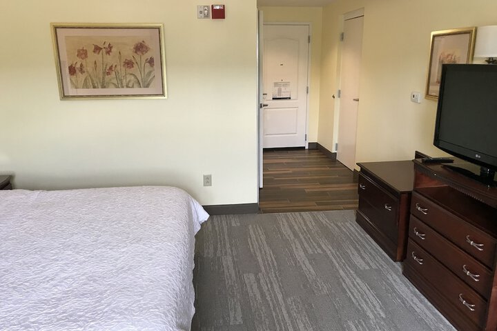 Room 33 of 115