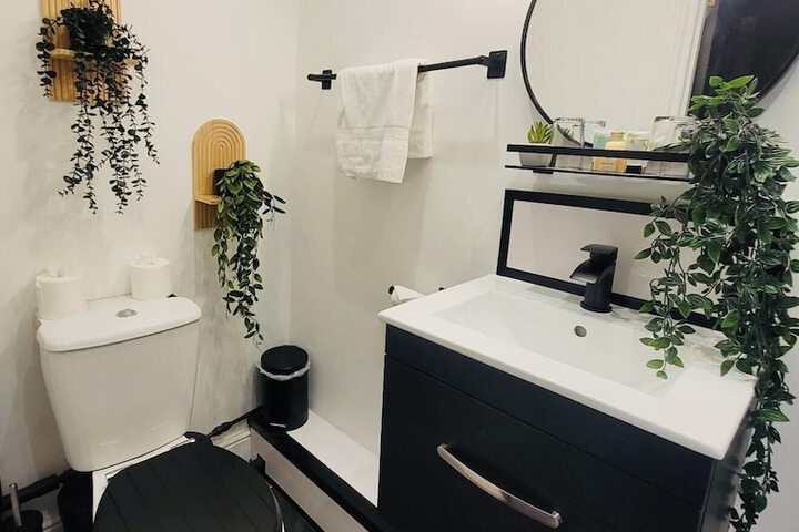 Room 21 of 51