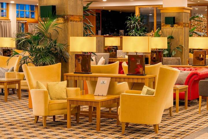 Hotel Interior 4 of 80