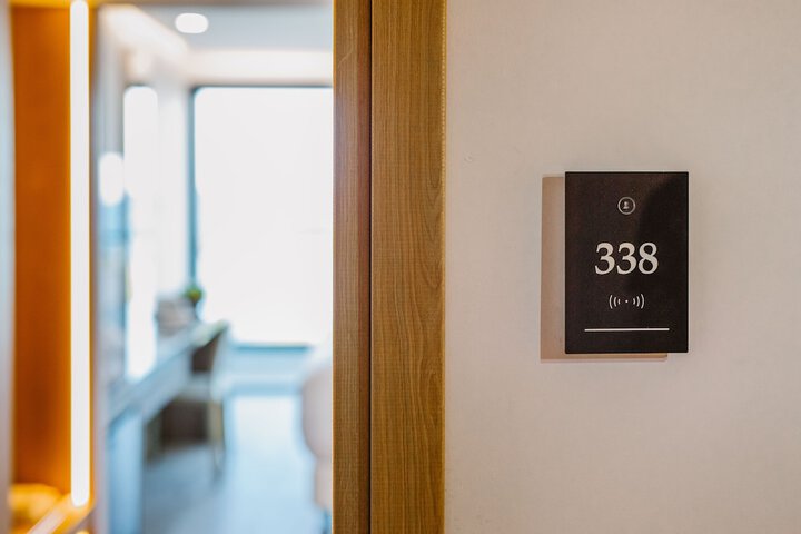 Room 7 of 39