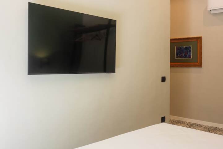 Room 7 of 31