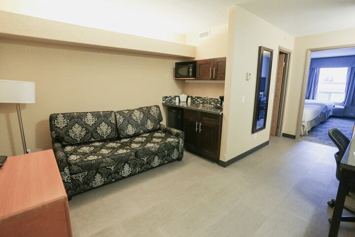 Room 43 of 110