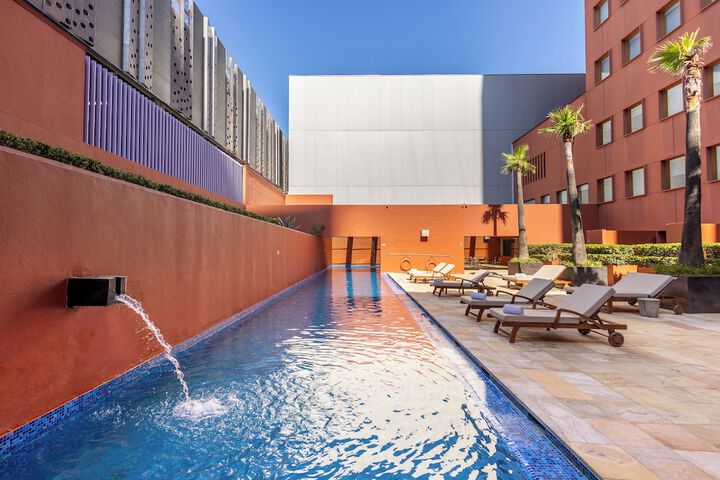 Hotel Pool