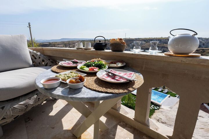 Breakfast/Coffee Service 80 of 93