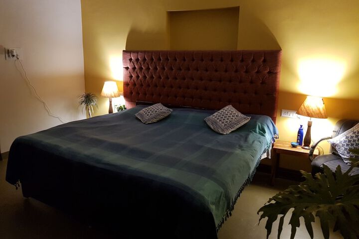 Room 3 of 39