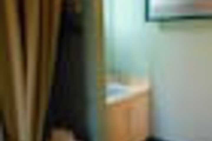 Room 110 of 141