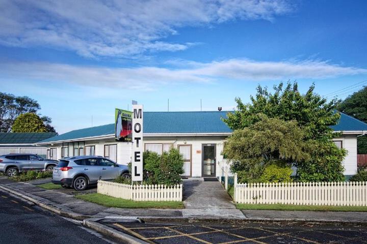 Photo of Owaka Lodge Motel