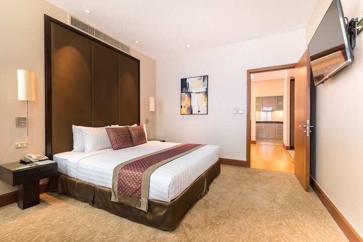 Room 4 of 123