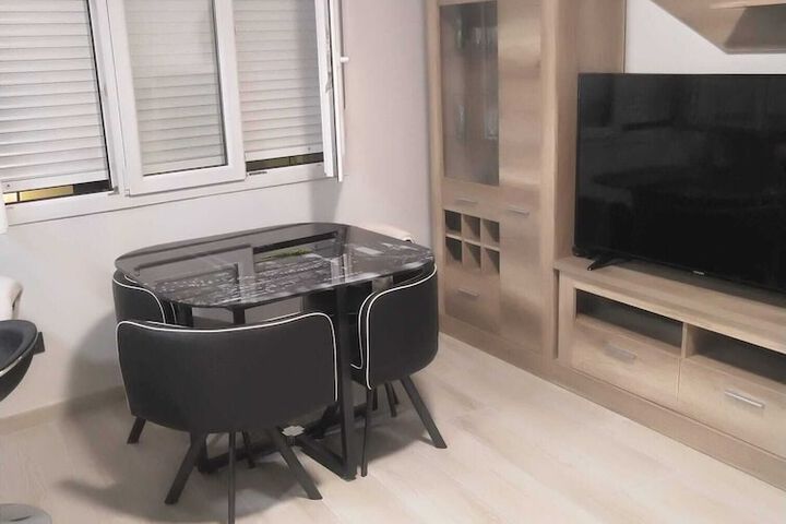 Room 62 of 84